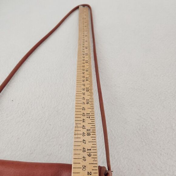 Vintage 70s Brown Leather Crossbody Bag Classic Turnlock Minimalist Quiet Luxury - Picture 9 of 9